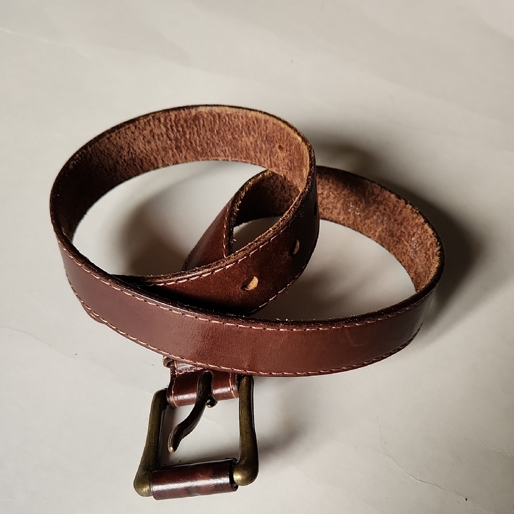 Elegant Brown Leather Belt